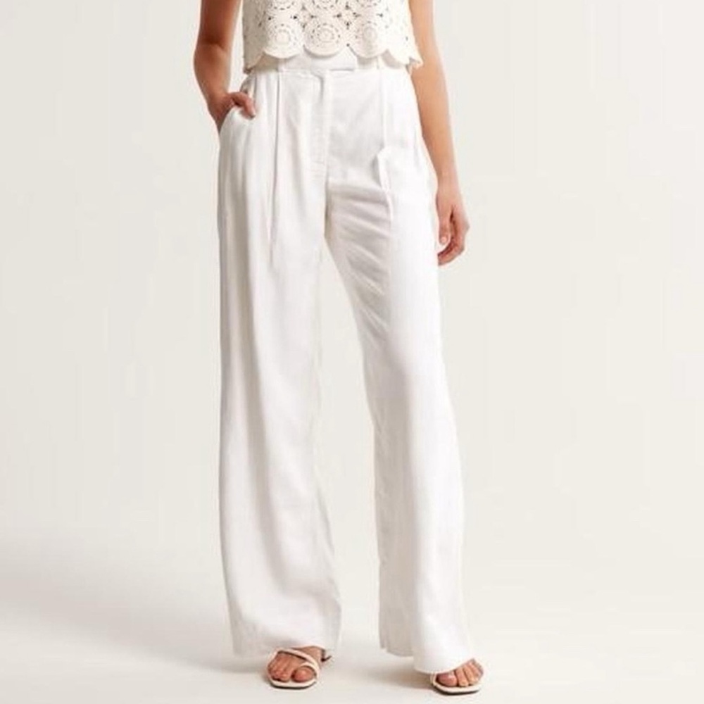 Abercrombie & Fitch White Wide Leg Pants